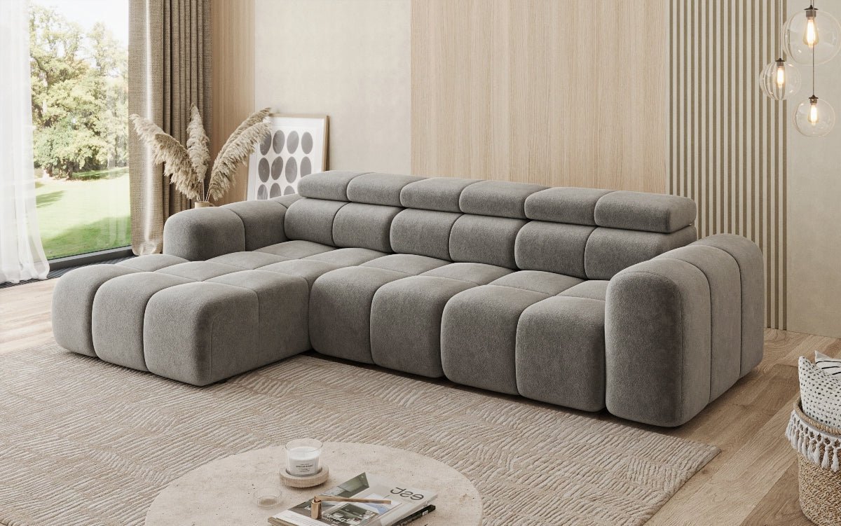 Designer Sofa Mia L mat elektrescher Sëtzvergréisserung a Chenille