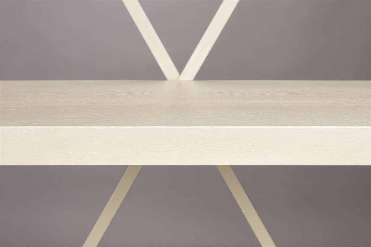 DBN-10357#fmtq4:3