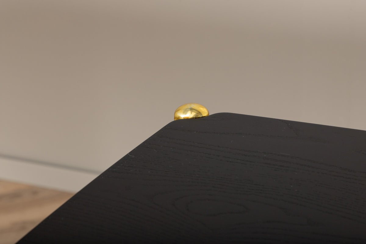 Esstisch Amani - stilvolle Eleganz für Ihr Zuhause