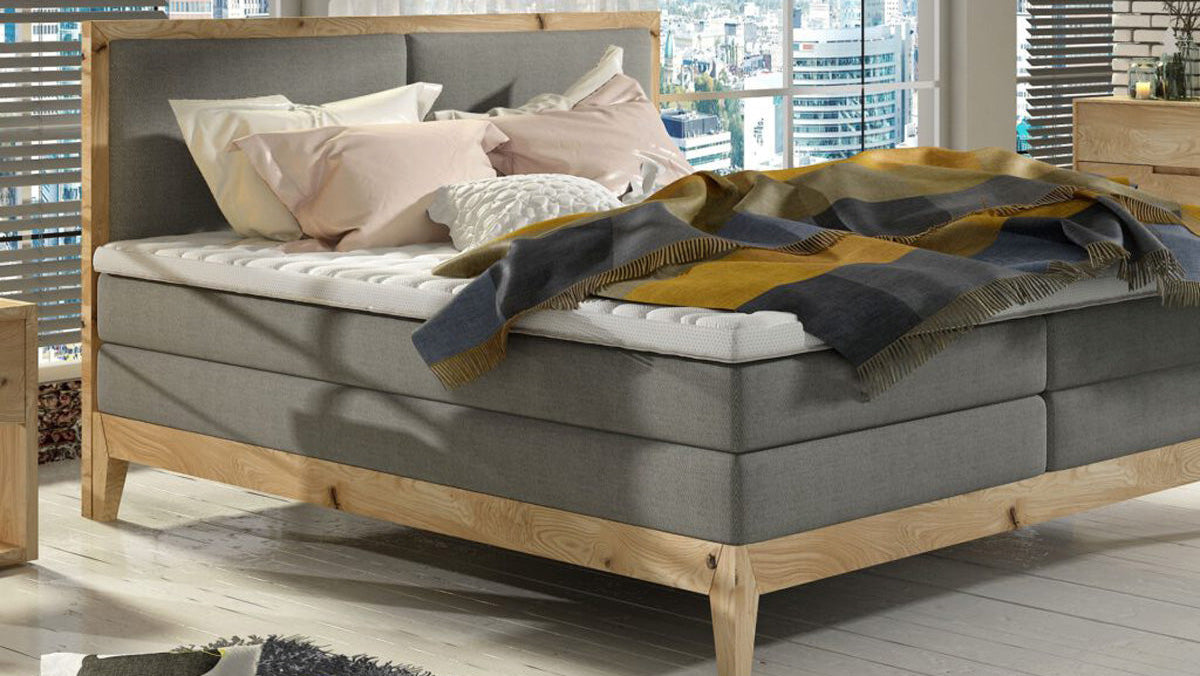 Designer-Boxspringbett/Holzbett Ida aus massivem Eechenholz