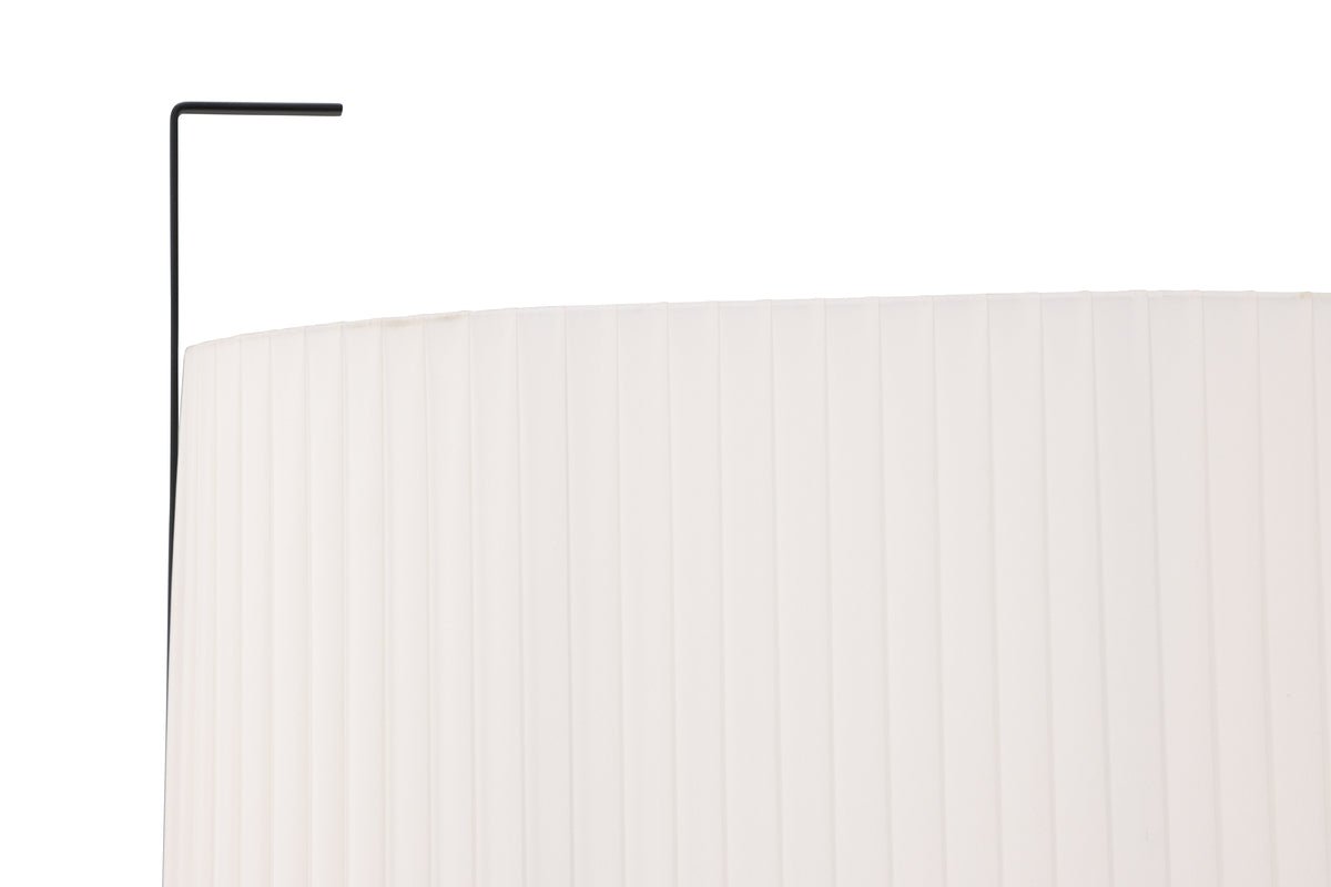 Stehlamp „Solva“ – Héich Stofferlampe a Béis mat schwaarzem Metallgestell (Héicht 80 cm)