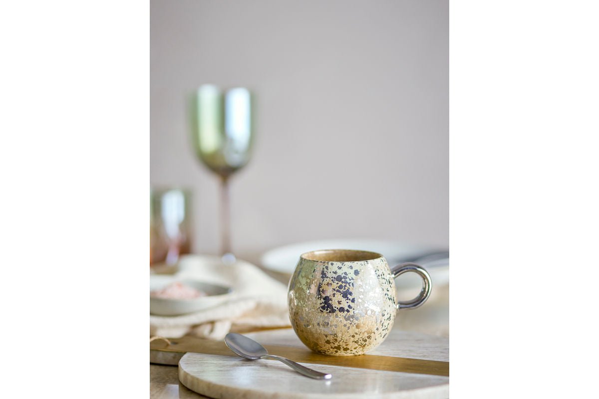 Becher Calix - aus Steingut gefertigt