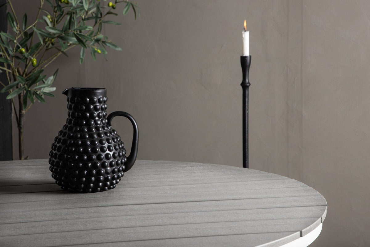 Gartentisch Aviani - ronn, invitéierend a stilvoll