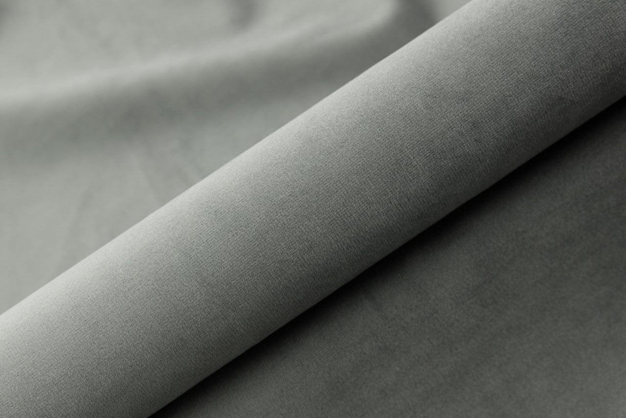 Designer Polsterbett Mirella aus Samt ouni Stauraum