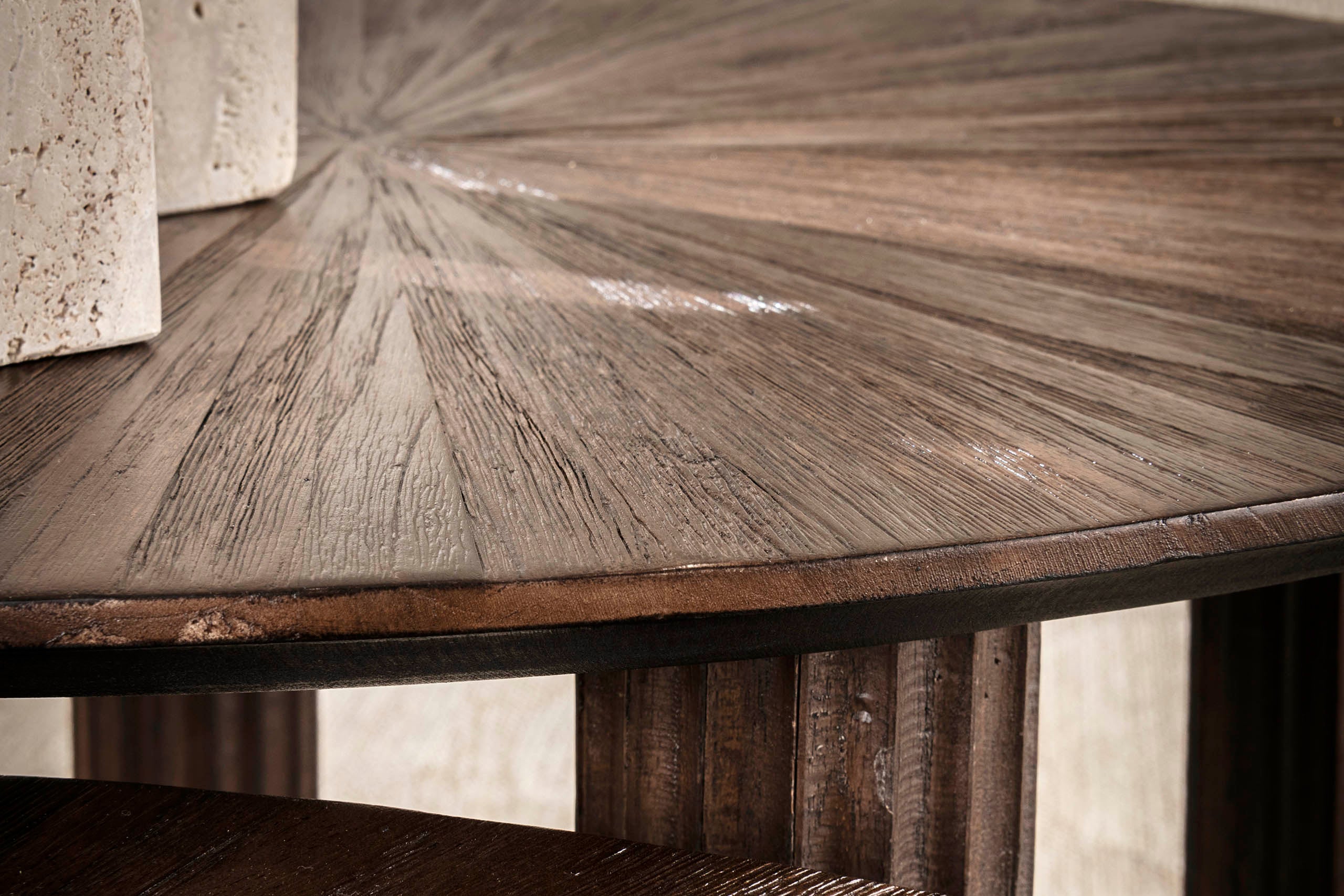 Couchtisch Soluma - 2er Set aus héichwäertegem Teakholz am Dräieck-Design