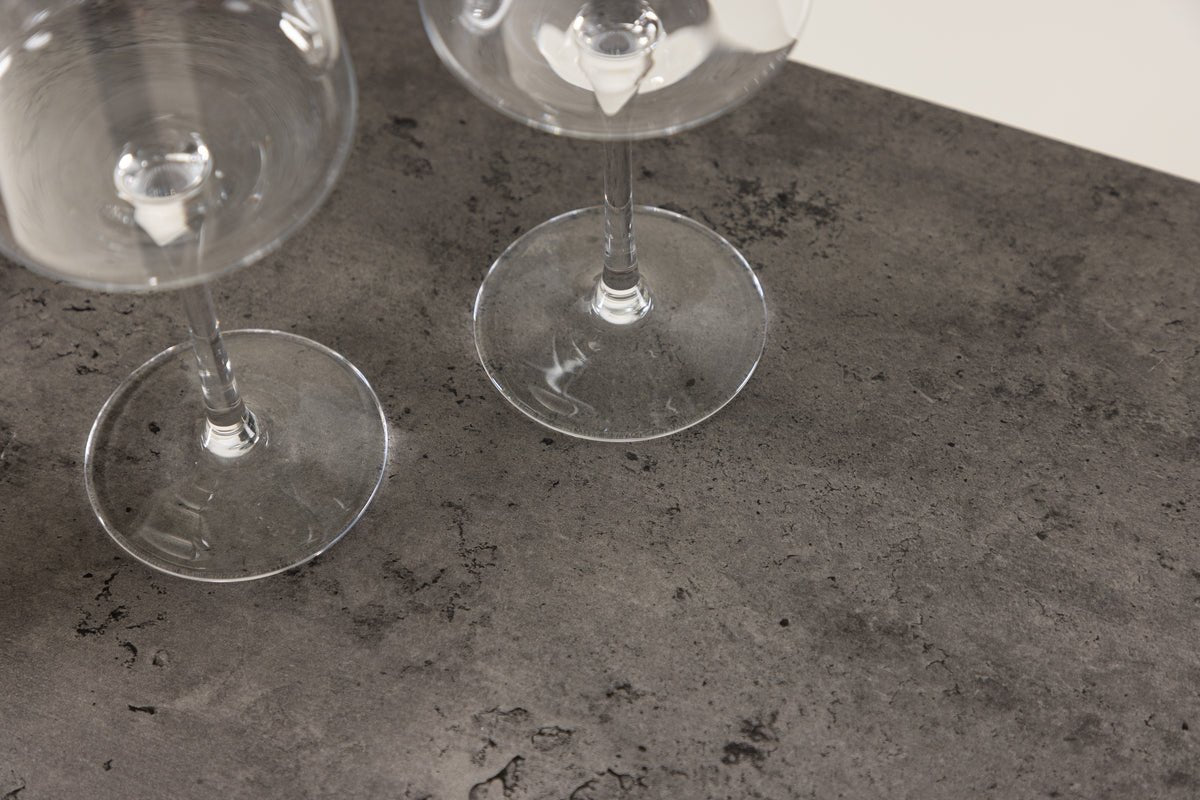 Beistelltisch Regina – an verschiddene Faarwen