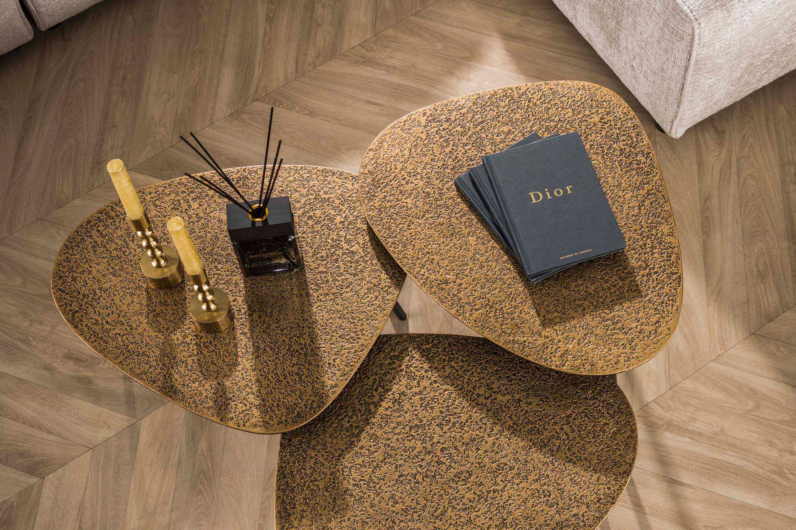 Couchtisch Umara - 3er Set a „Metallic“-Antikbronze/Gold am Dräieck-Design