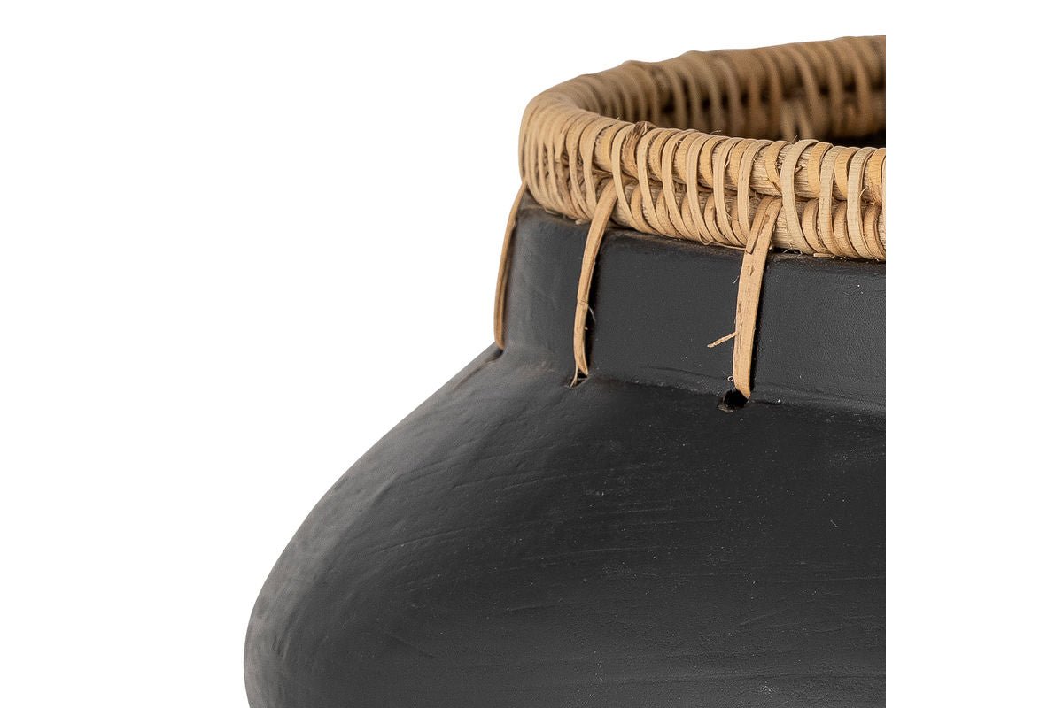 Blummepott Dalie - aus Terrakotta an der Faarf Schwaarz