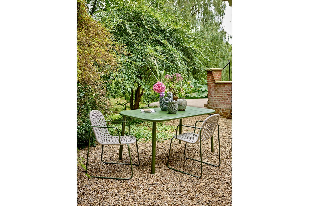 Gaart-Iessdësch Camala - déifgréng geschwonge rechteckeg Dëschplack