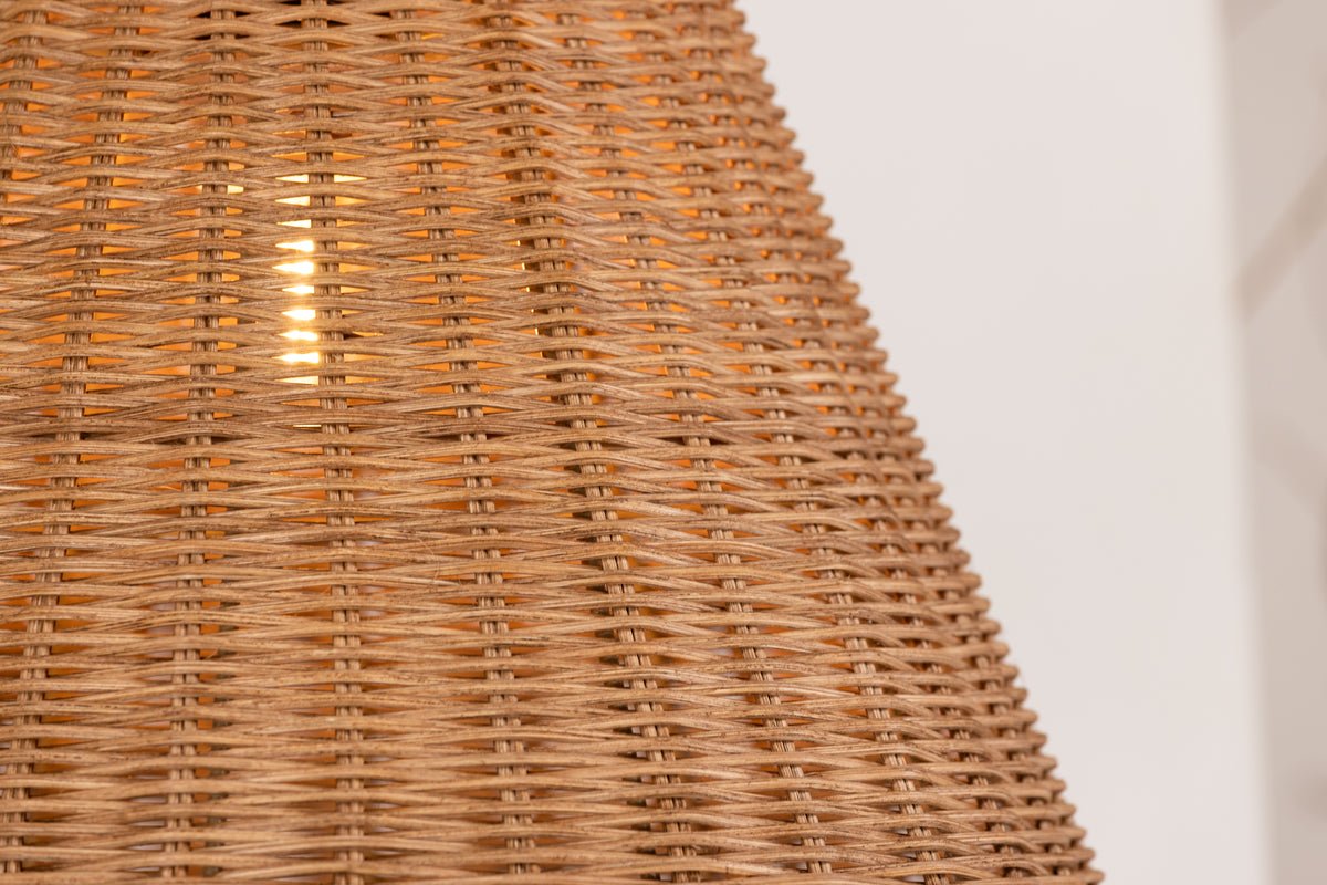 Mauerluucht „Maggy" – Äerdfaarwen suergen fir angenehm Liicht