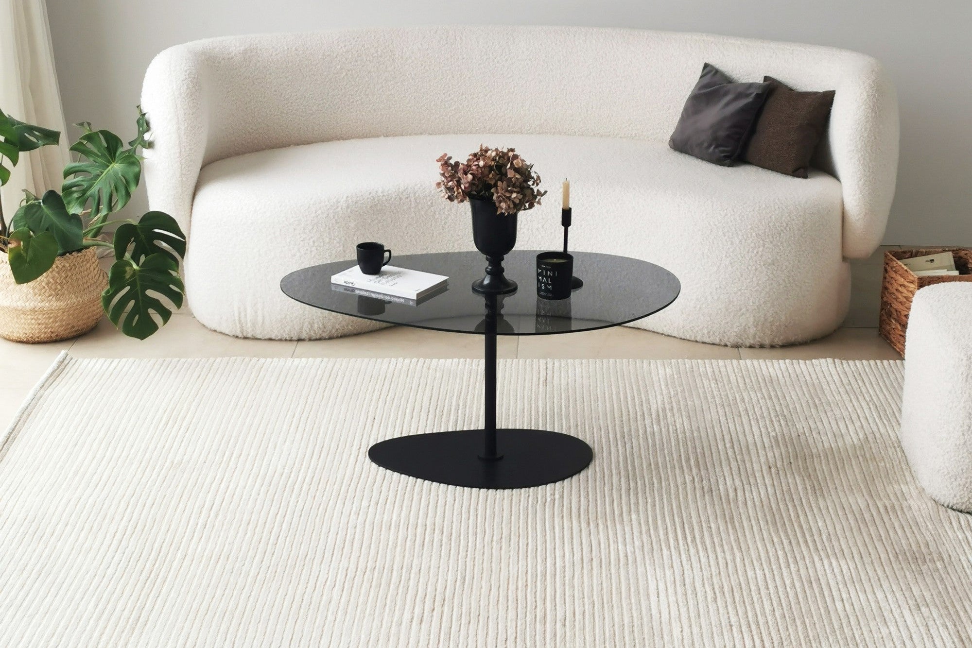 Couchtisch Dovira - mat Glasplack an schwaarzem Metallgestell