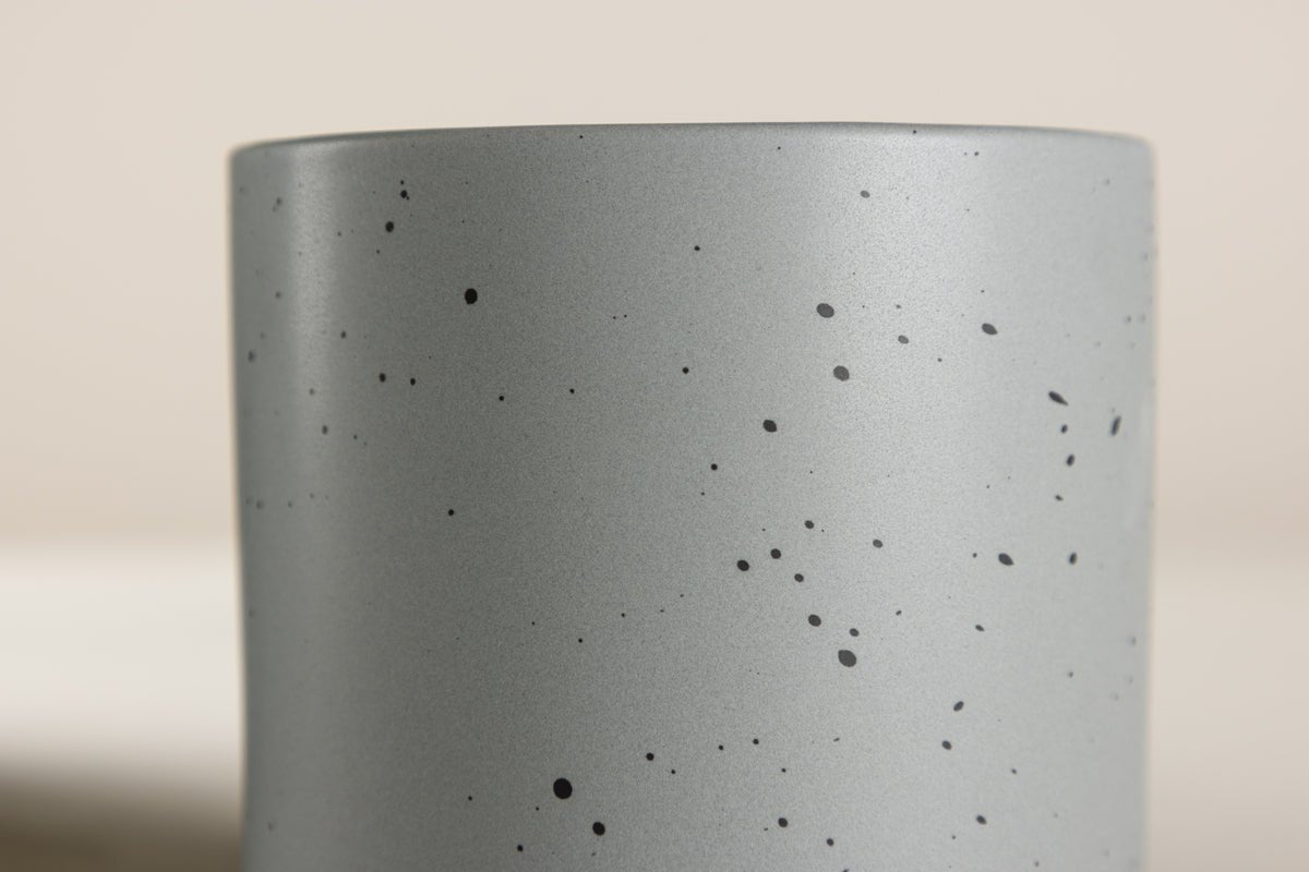 Blummepott Lumen - am einfachem Design aus Keramik