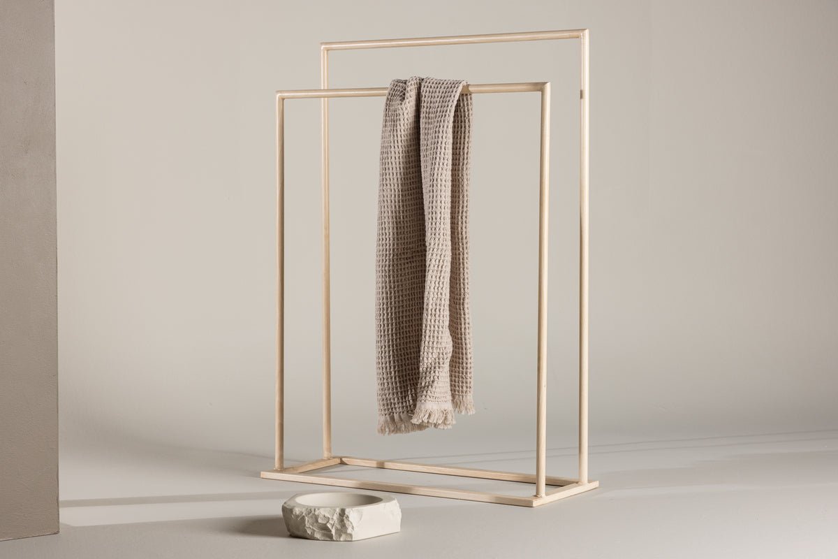 Garderobe Selaro – Metallständer im Whitewash-Look