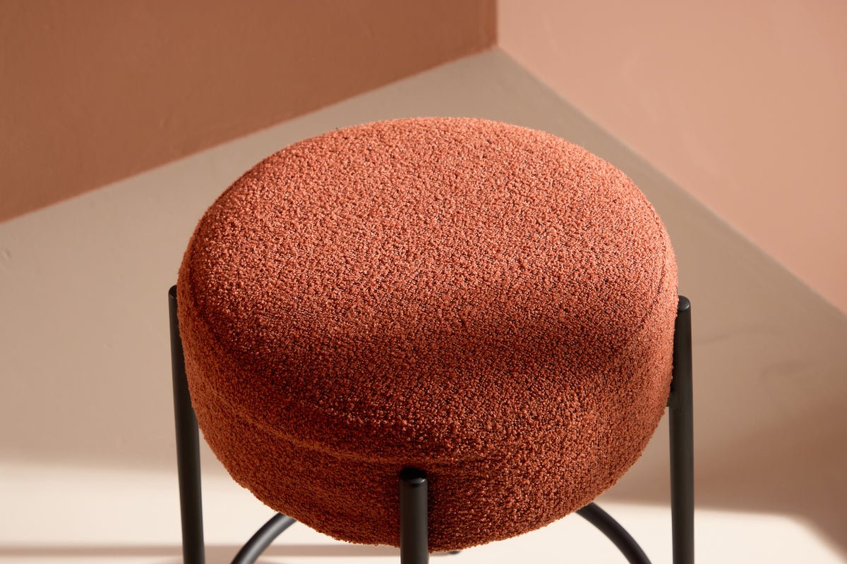 Barhocker Fire - Mat rostfaarwege oder wäisse Sëtz aus Bouclé