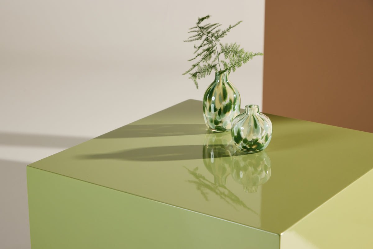 Couchtisch/Beistelltisch Nivara – Kubus mat aussergewéinlecher Optik