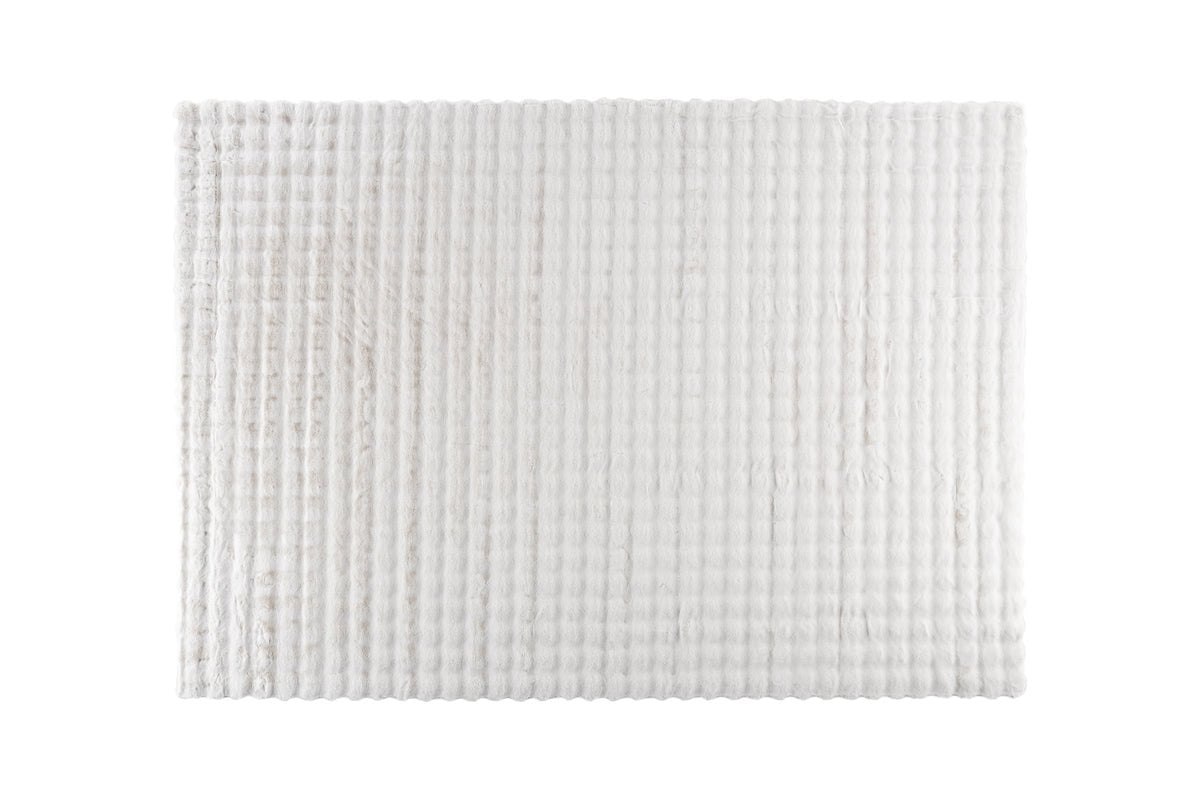 Teppech Niva – aacht zwou Faarwen aus Polyester & Veloursläder