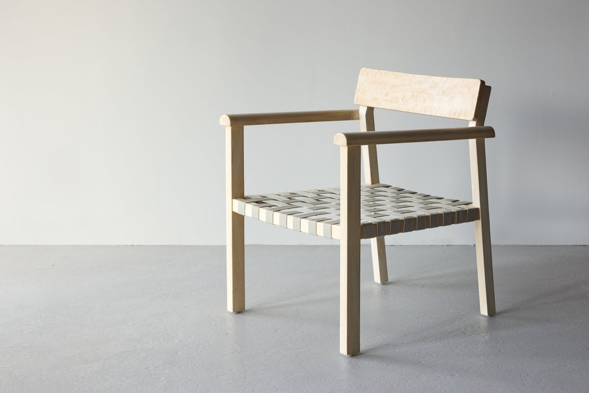 Sëtzléng Olympia - aus Mangoholz a Polyester a Naturfaarf