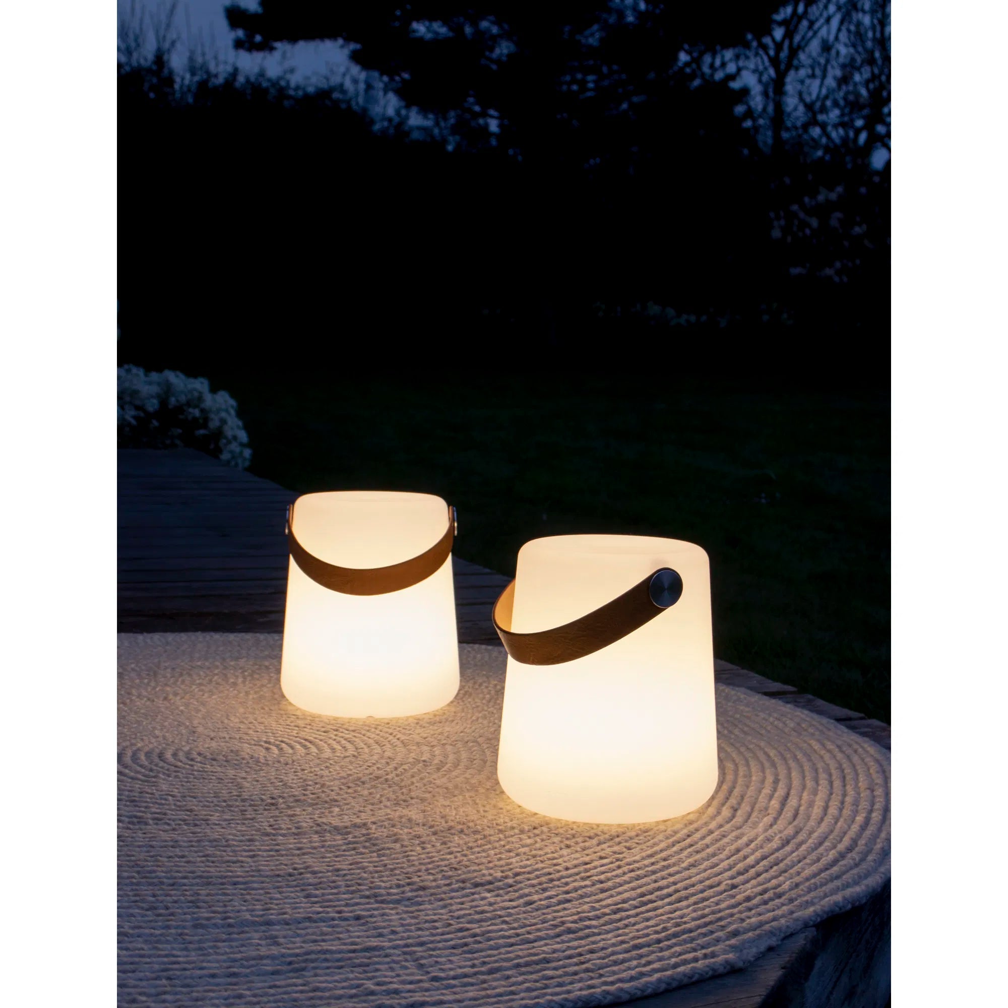 LED Gaartelampe Viento mat Dréihandgrëff
