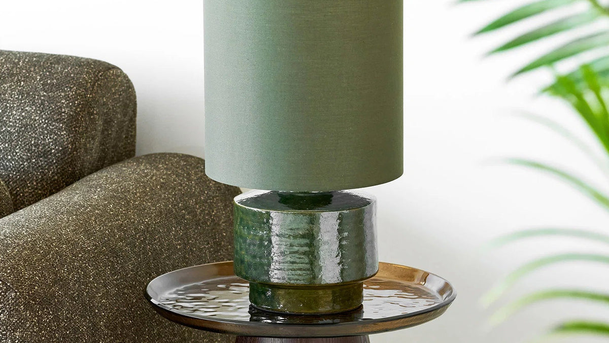 Dëschluucht Glowy - aus héichwäertegem Steewengut