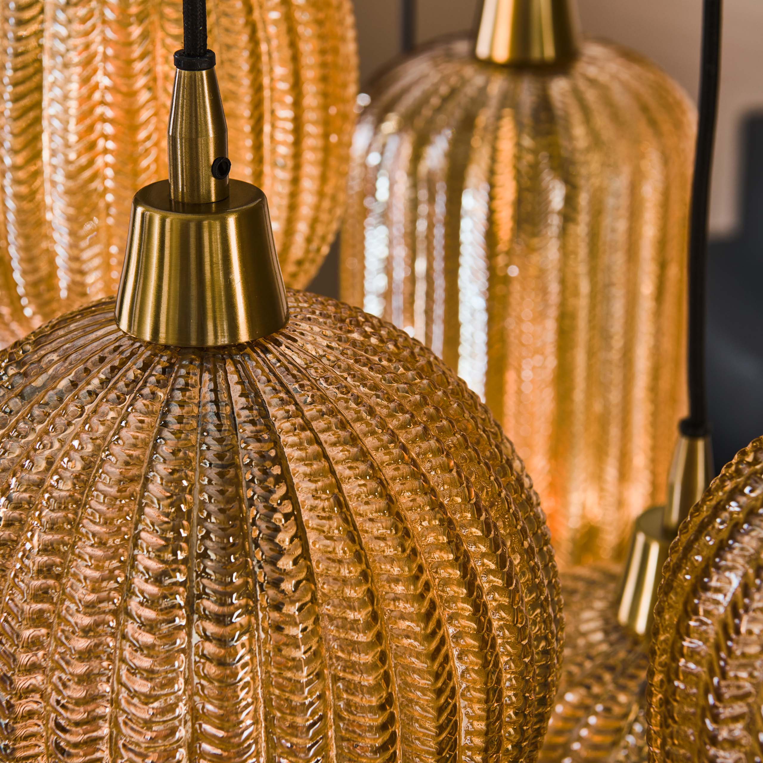 Pendelleuchte „Lumina“ – mat handgemaachte Lampeschirmer aus Glas