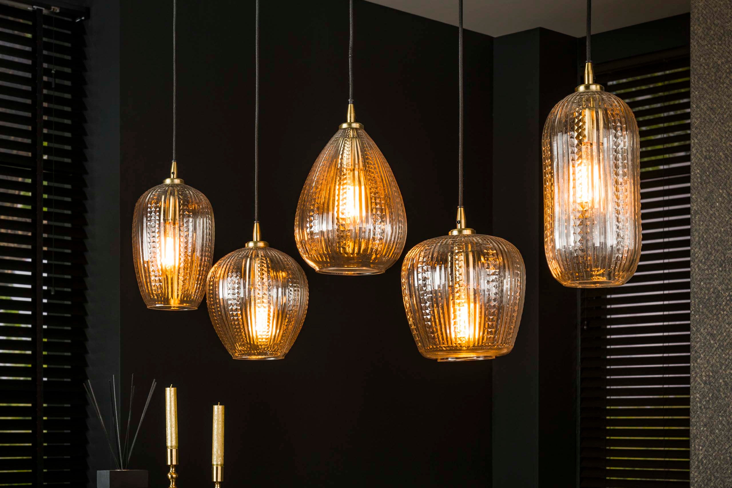 Pendelleuchte „Velutto“ – aus handgemaachtem Diamantglas mat 5 Luuchten