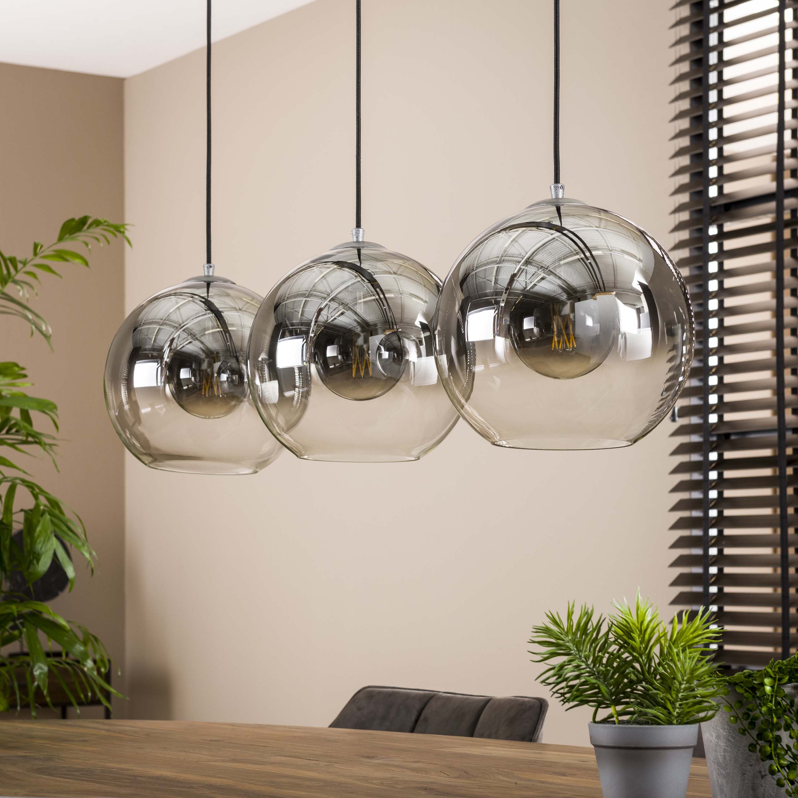 Pendelleuchte „Lumetto“ – Rauchglas mit Farbverlauf und Metallarmatur