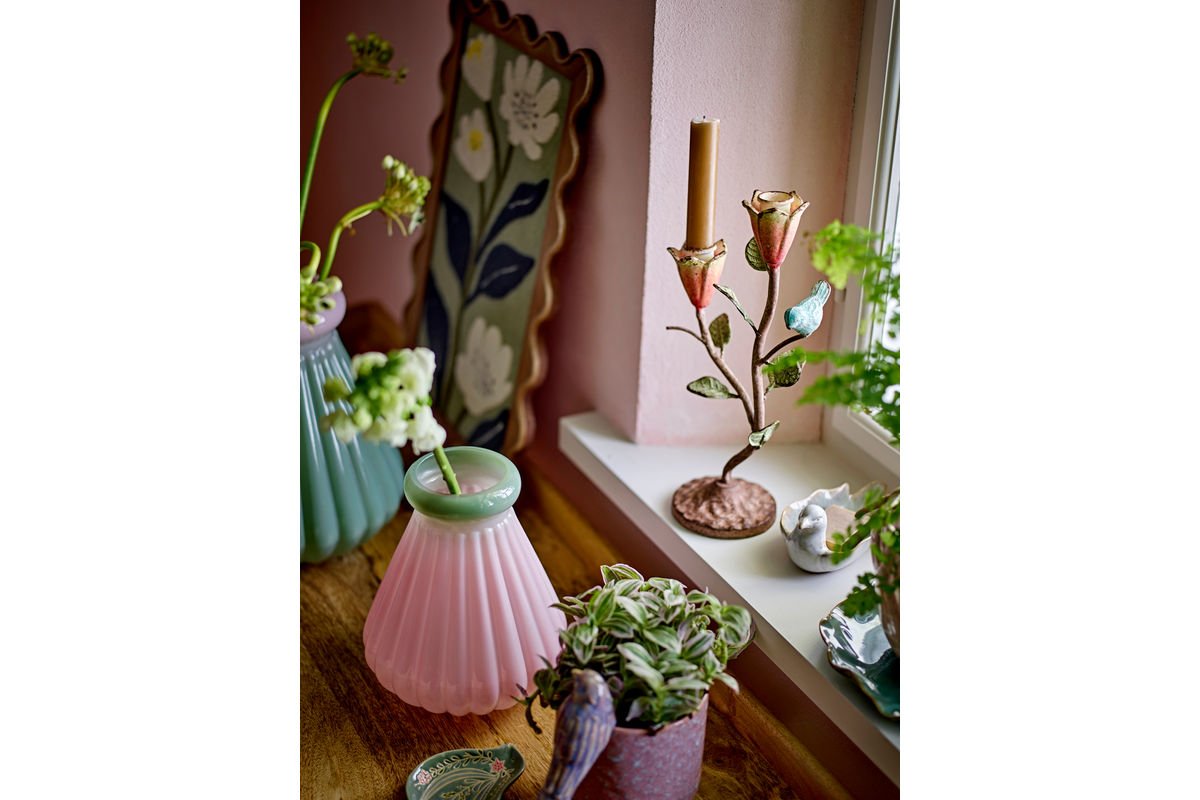 Kerzenhalter Amari – Handbemolten Metall an enger floraler Zweigform