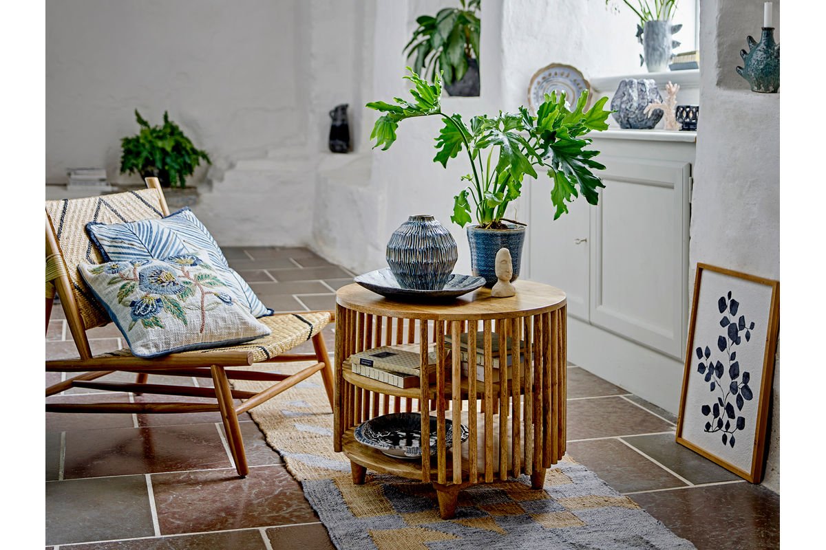 Zierkëscht Aoi – Florale Stéckerei a Blo