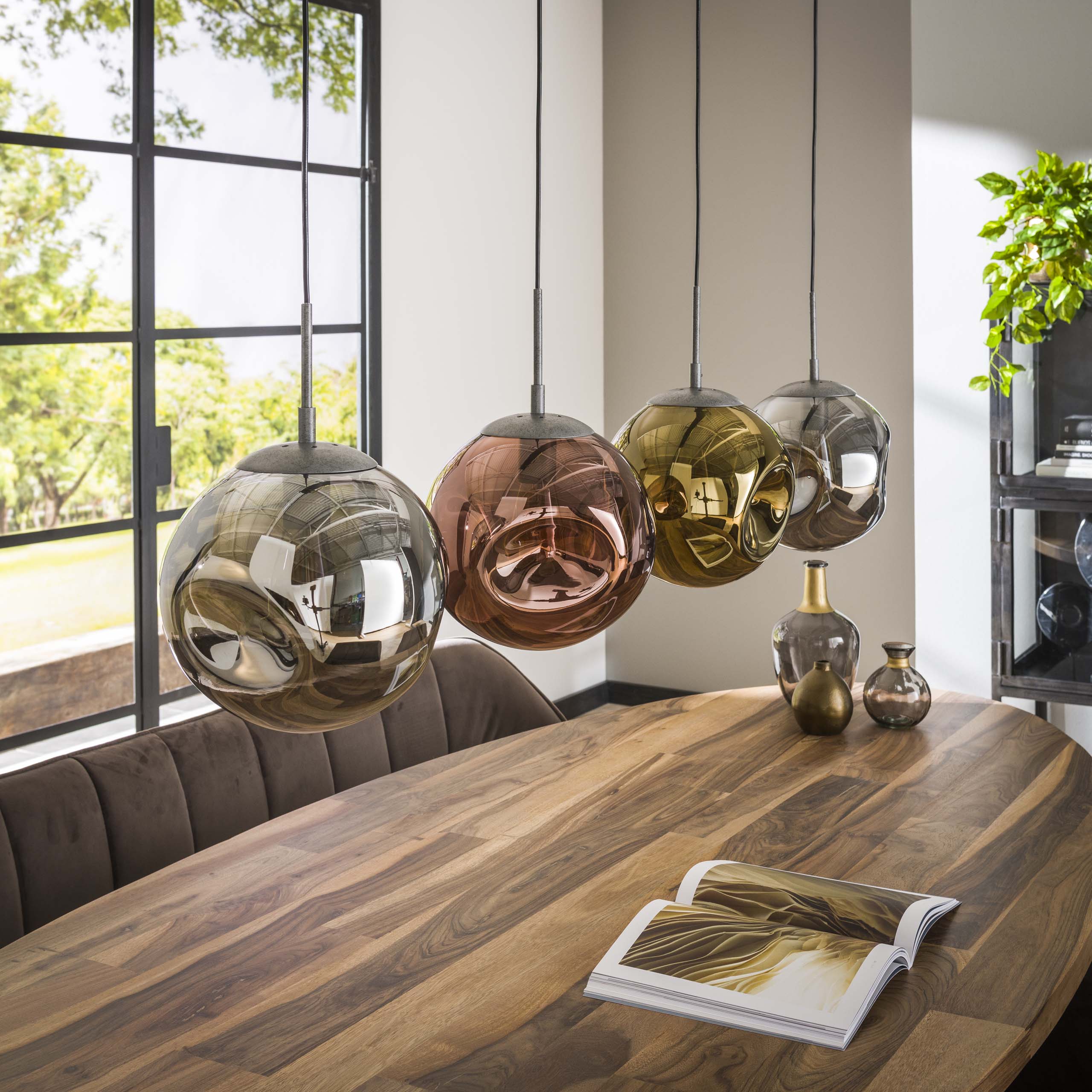 Pendelleuchte „Virelli“ – 4 Leuchten in der Metall-Farbkombination Gold, Kupfer und Chrom