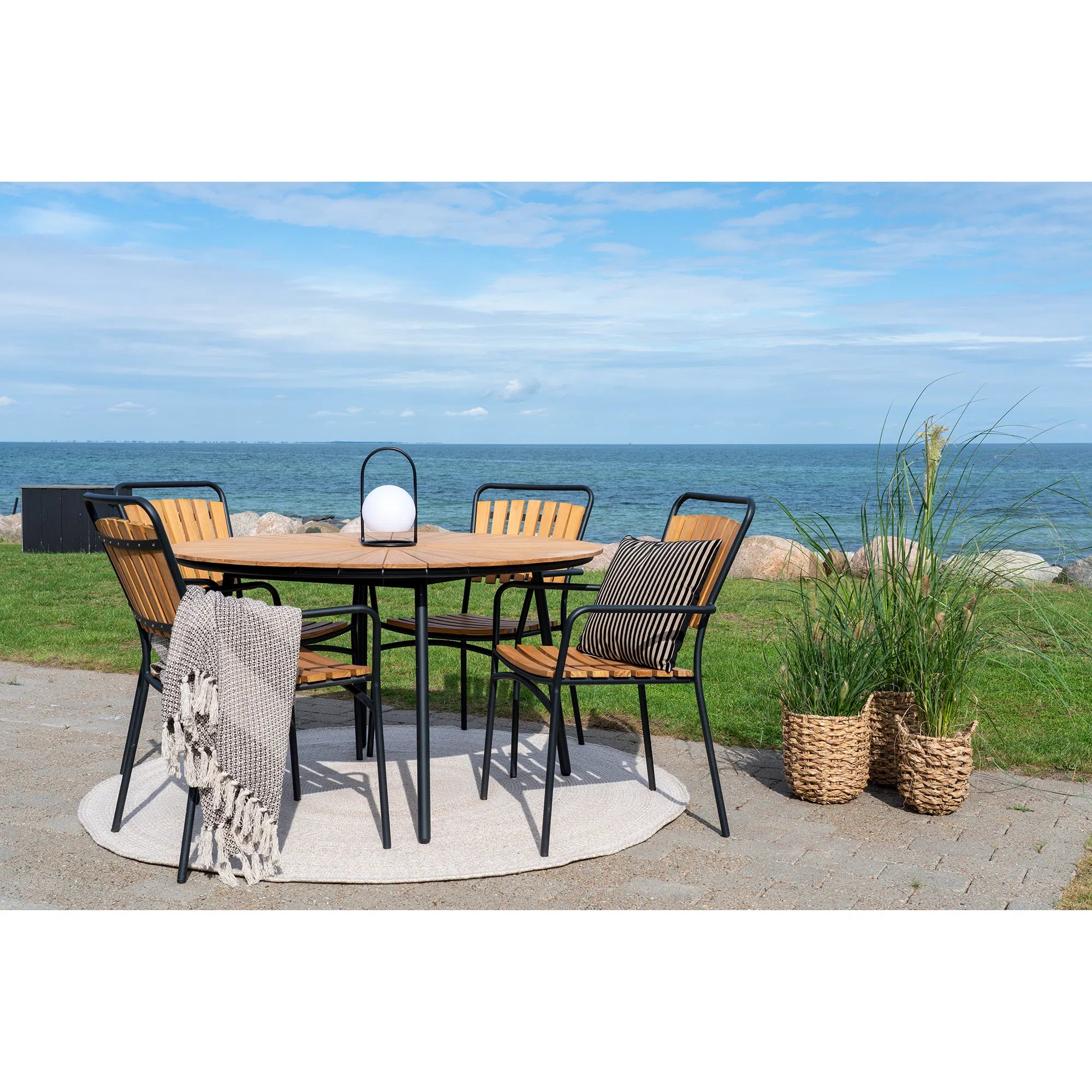 Gaarden Iessdësch Modena – Teak & Metall, ø130 cm