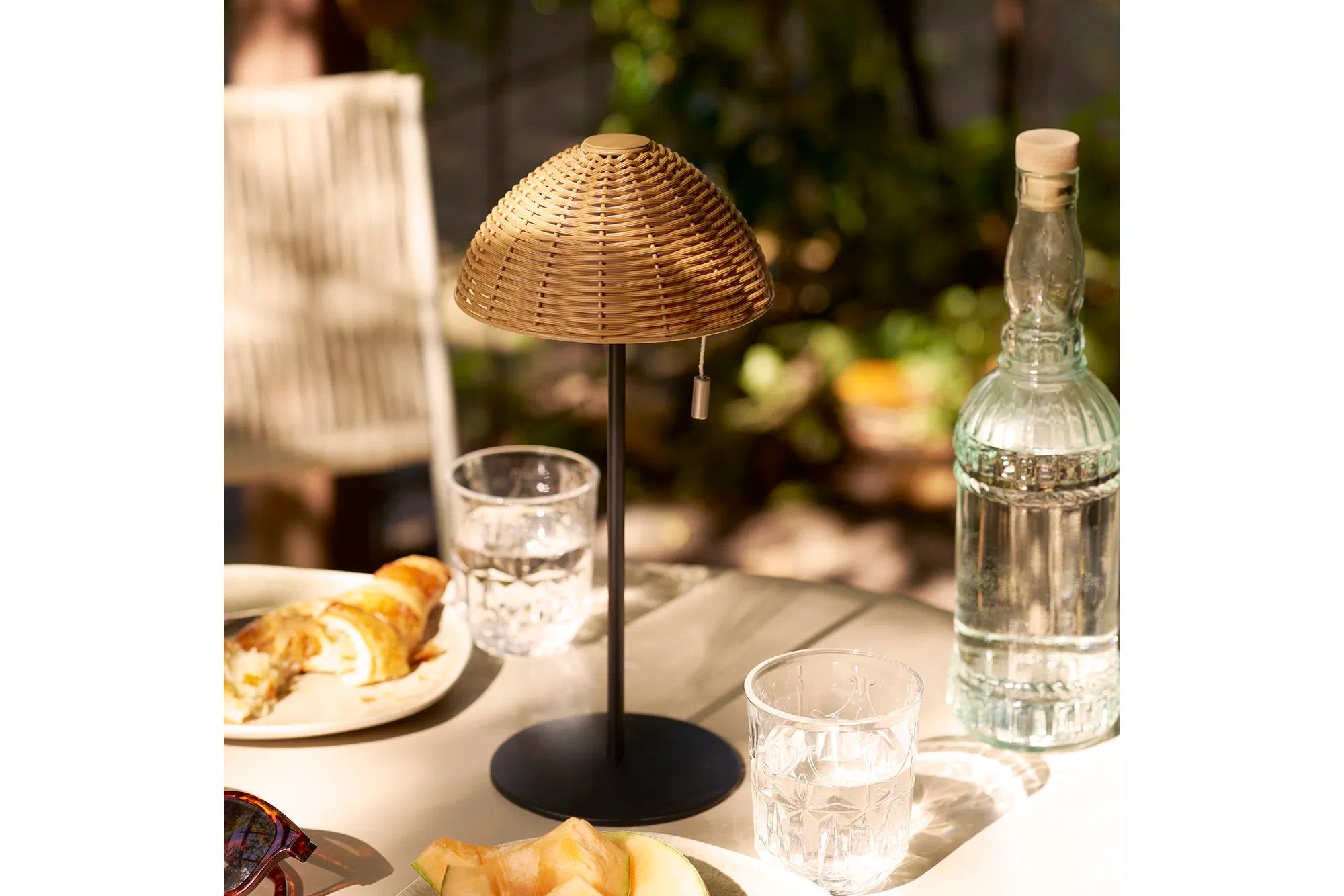 Gaart Dëschlampe „Kaldien“ – waarmecht fir Balkong & Fräiluftberäich