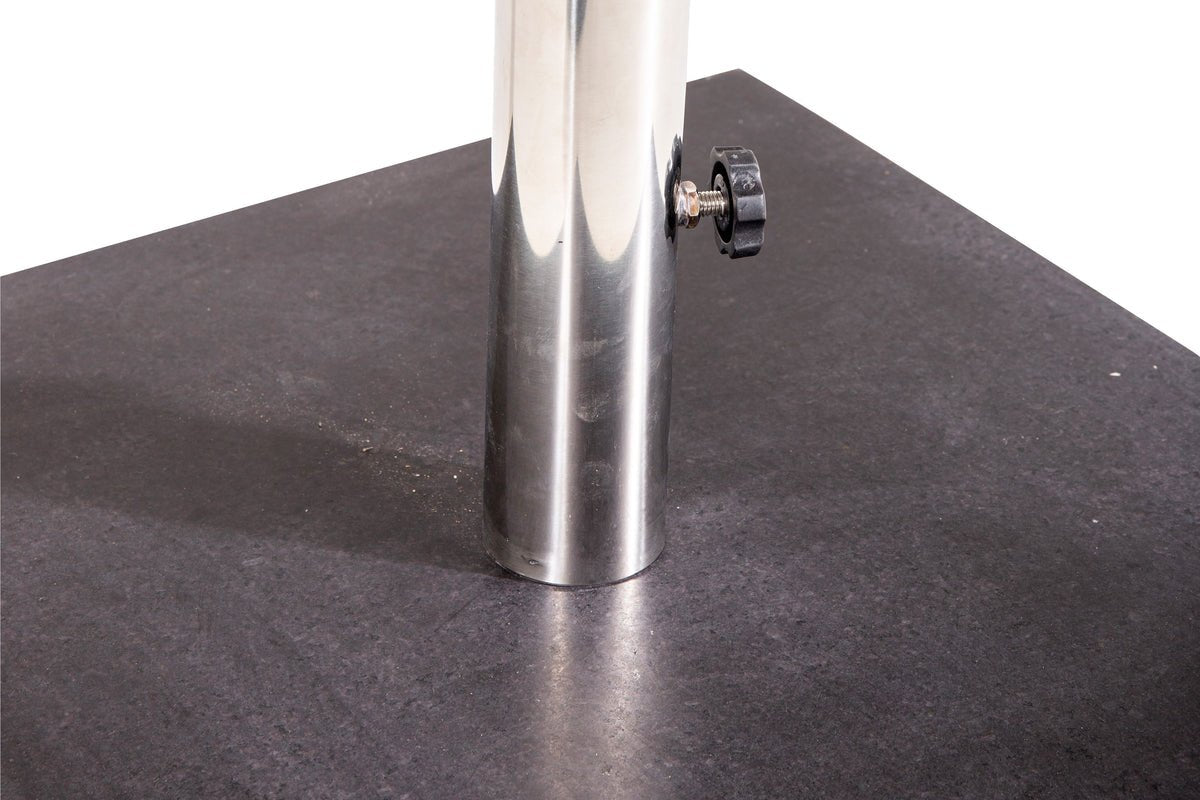 Sonnenschiermstaender Inese - Granit Schiermstaender mat Grëff & Rullen a Gro