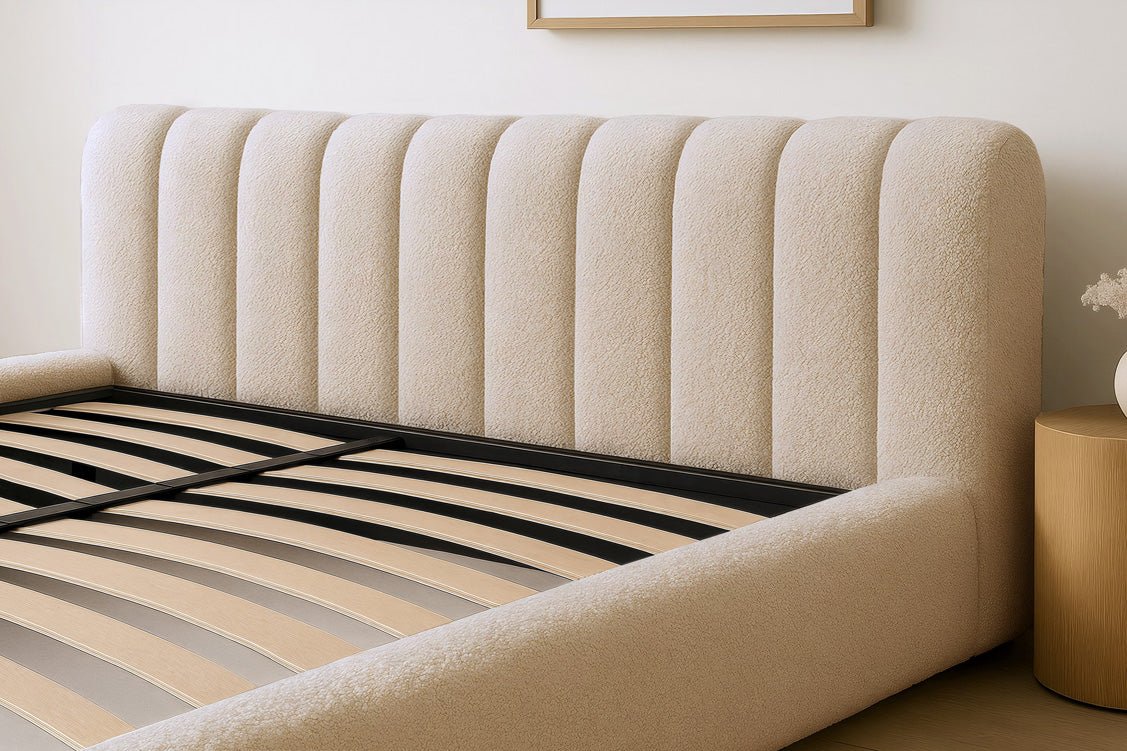 Designer Polsterbett Selene Bouclé mit Stauraum
