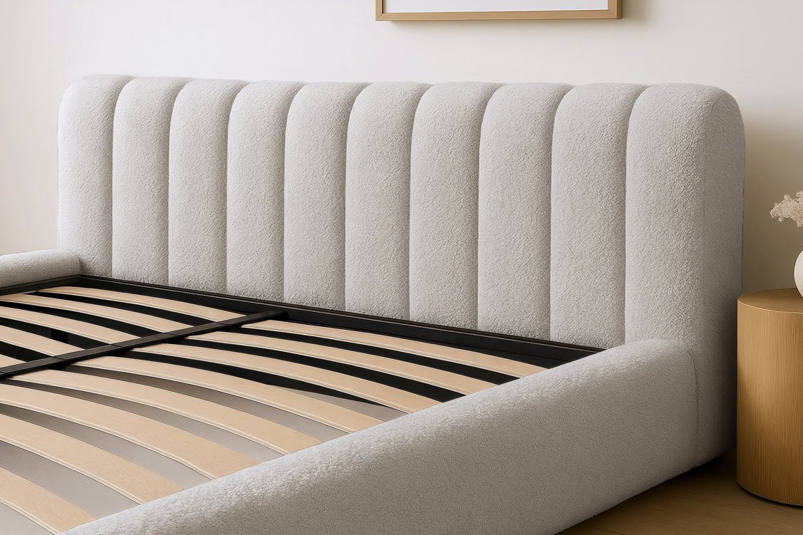 Designer Polsterbett Selene Bouclé mit Stauraum