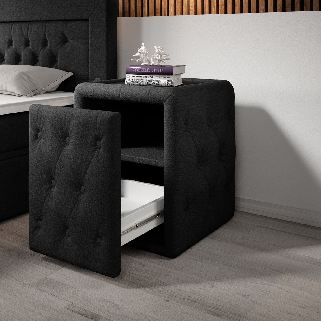 Designer Nachttisch Josy in Bouclé