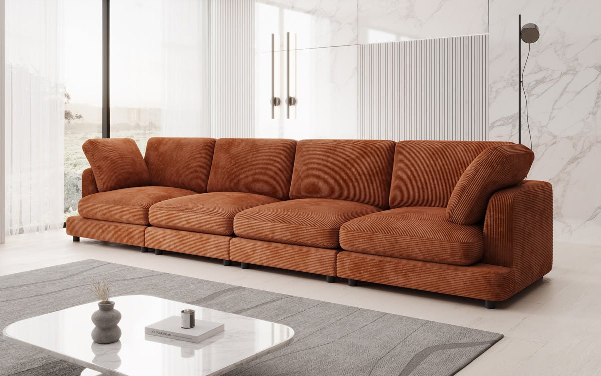 Designer 4-Sëtz Sofa Thalessa am Cord