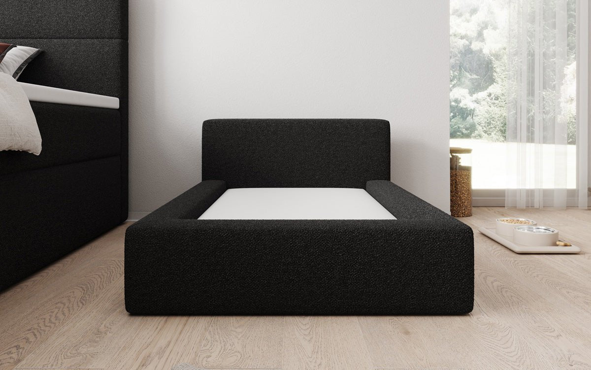 Hundebett LupoLounge 110 × 80 cm in Bouclé