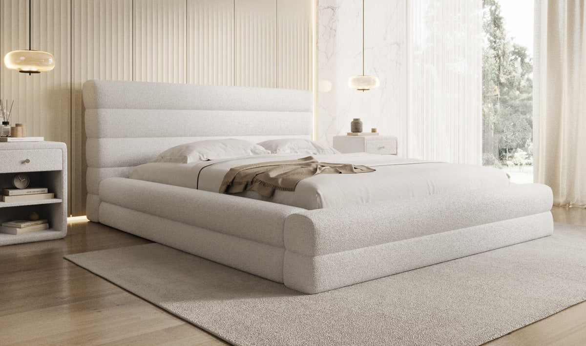 Designer-Polsterbett Maren am Teddy-Bouclé mat Stauraum