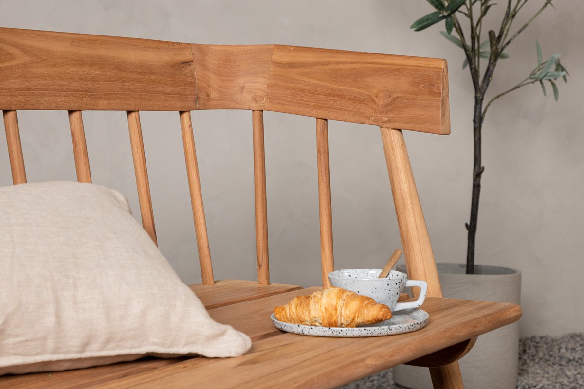 Gartenbank Alp - gefertigt aus edlem Teakholz