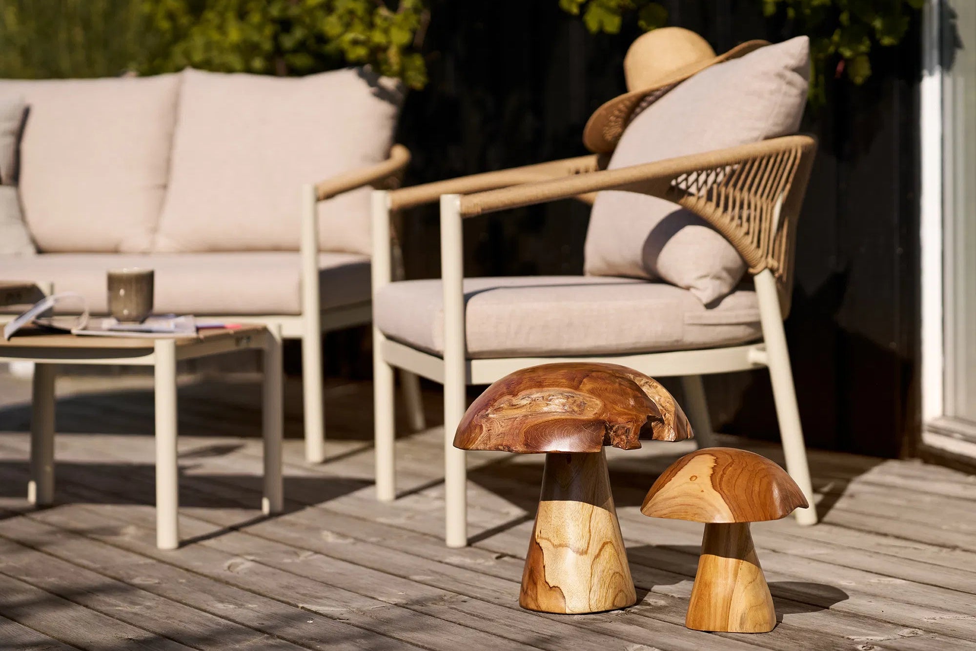 Gartenfigur Orvaina - aus Teak in Pilzform ( 2er Set)