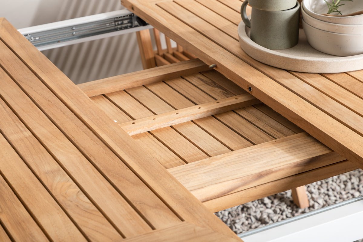 Gartentisch Lunea - ein ausziehbarer Esstisch für draußen