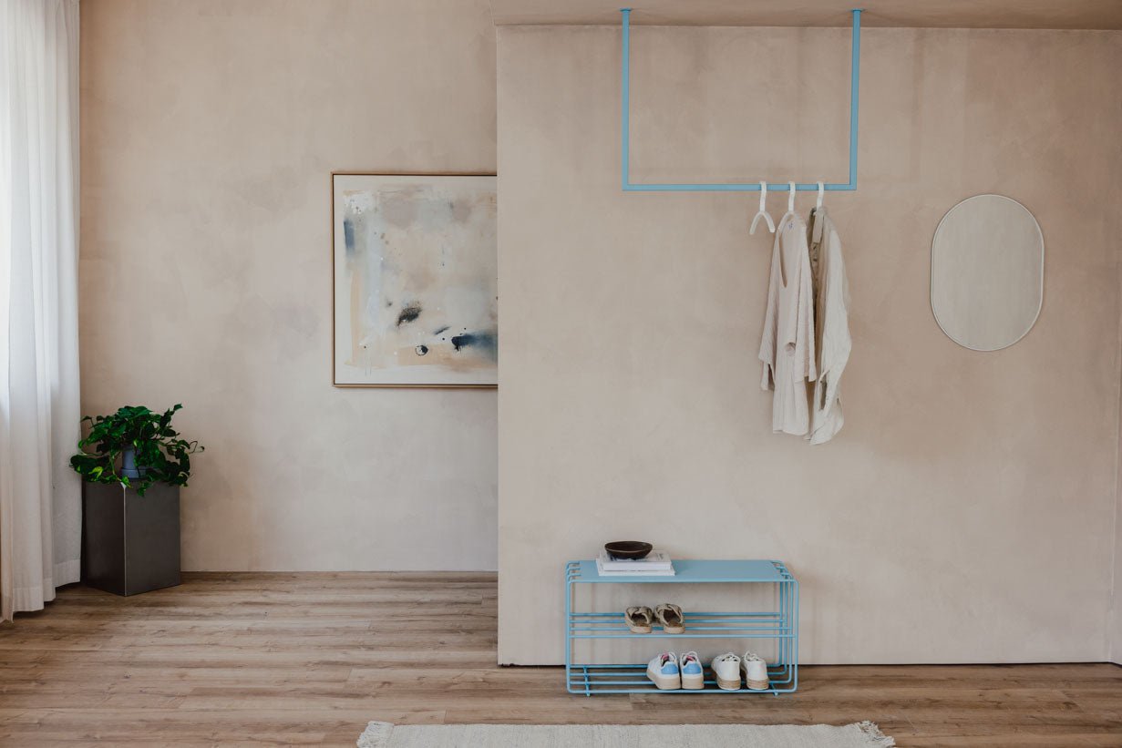 Schongregal Neva – Metallregal mat Loft-Flair a ville Faarwen