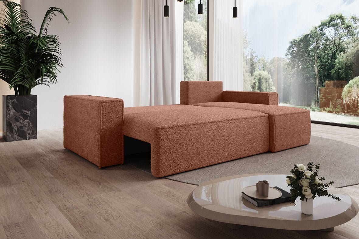 Designer Sofa Lorenzo mat Schlooffunktioun an Stauraum aus Frottee
