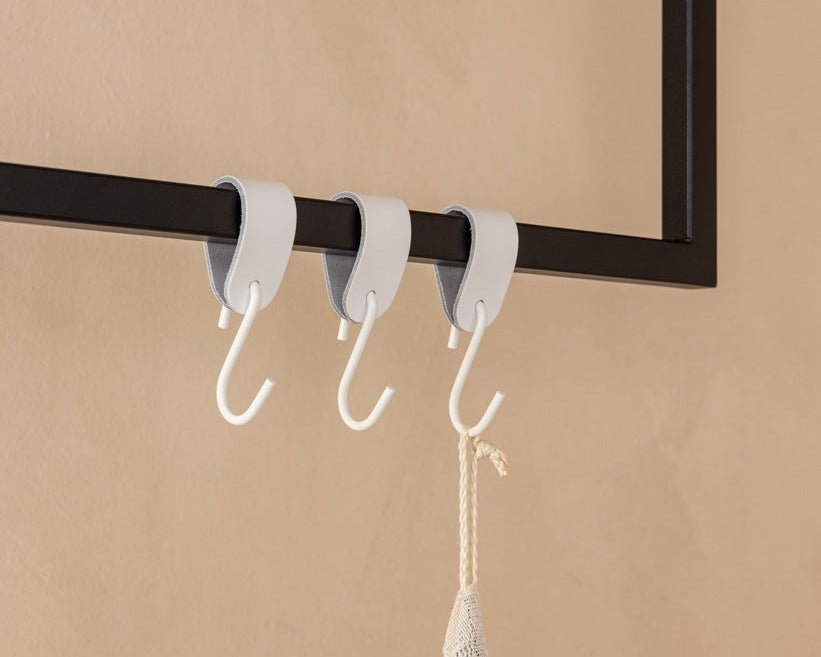 Lieder Kleedhaken Arcoro aus Stol & Echtleder