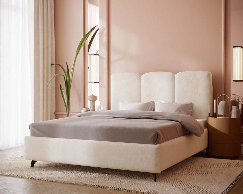 Designer Polsterbett Mirella aus Samt ouni Stauraum