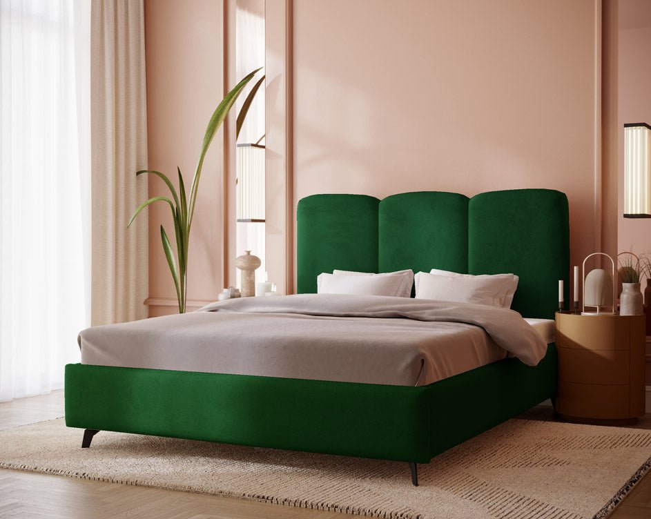 Designer Polsterbett Mirella aus Samt ouni Stauraum