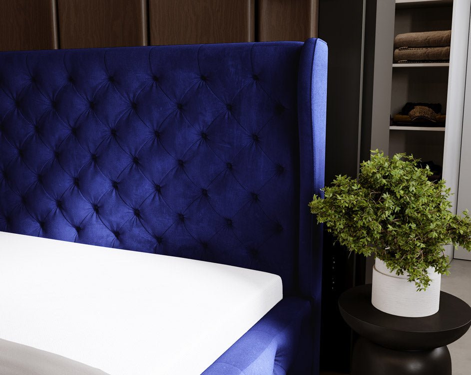 Designer Polsterbett Royal aus Samt mat Stauraum