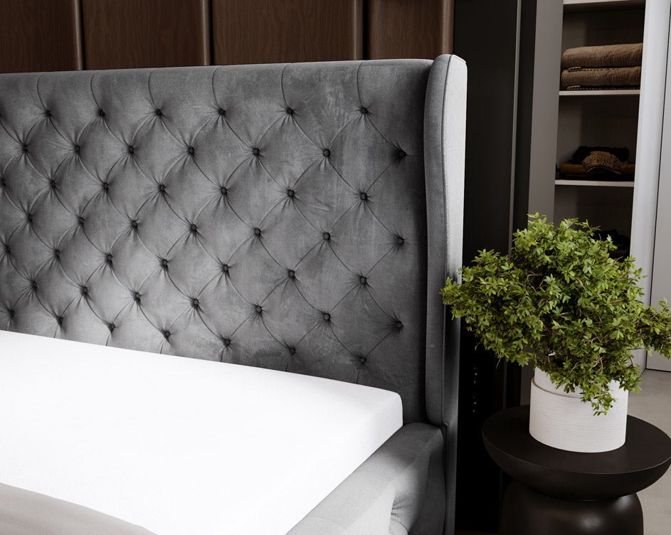 Designer Polsterbett Royal aus Samt mat Stauraum