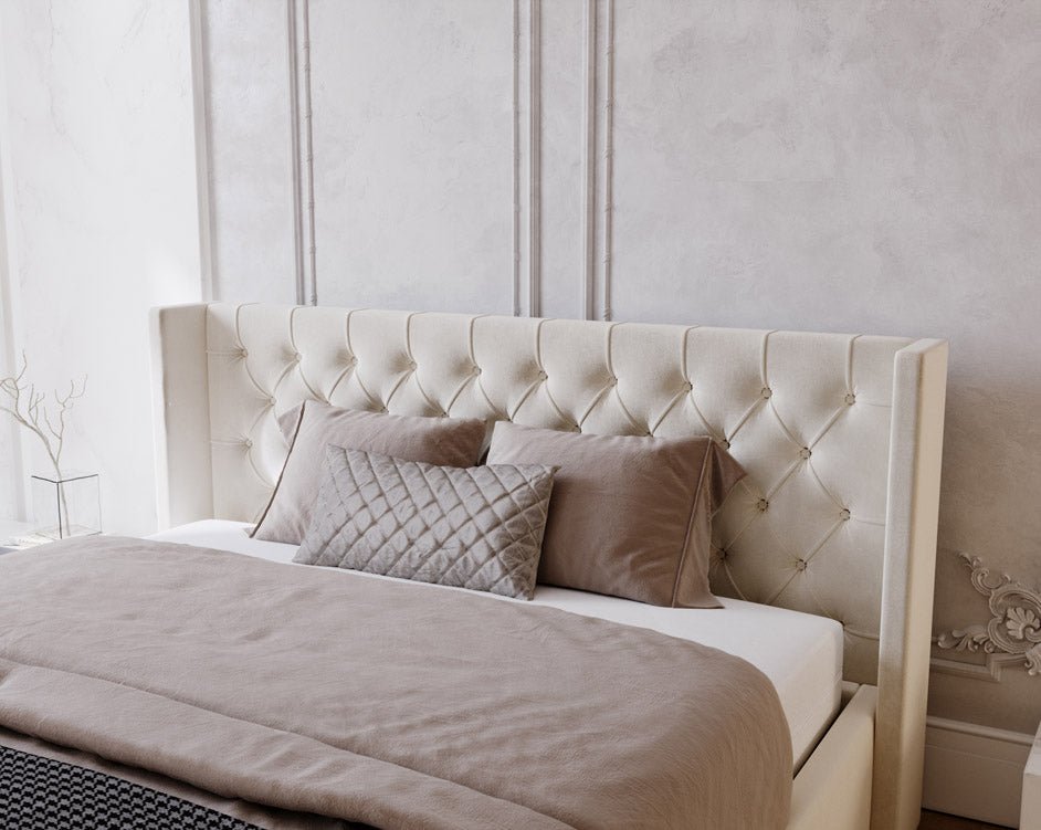 Designer Polsterbett Celestia aus Samt mat Stauraum