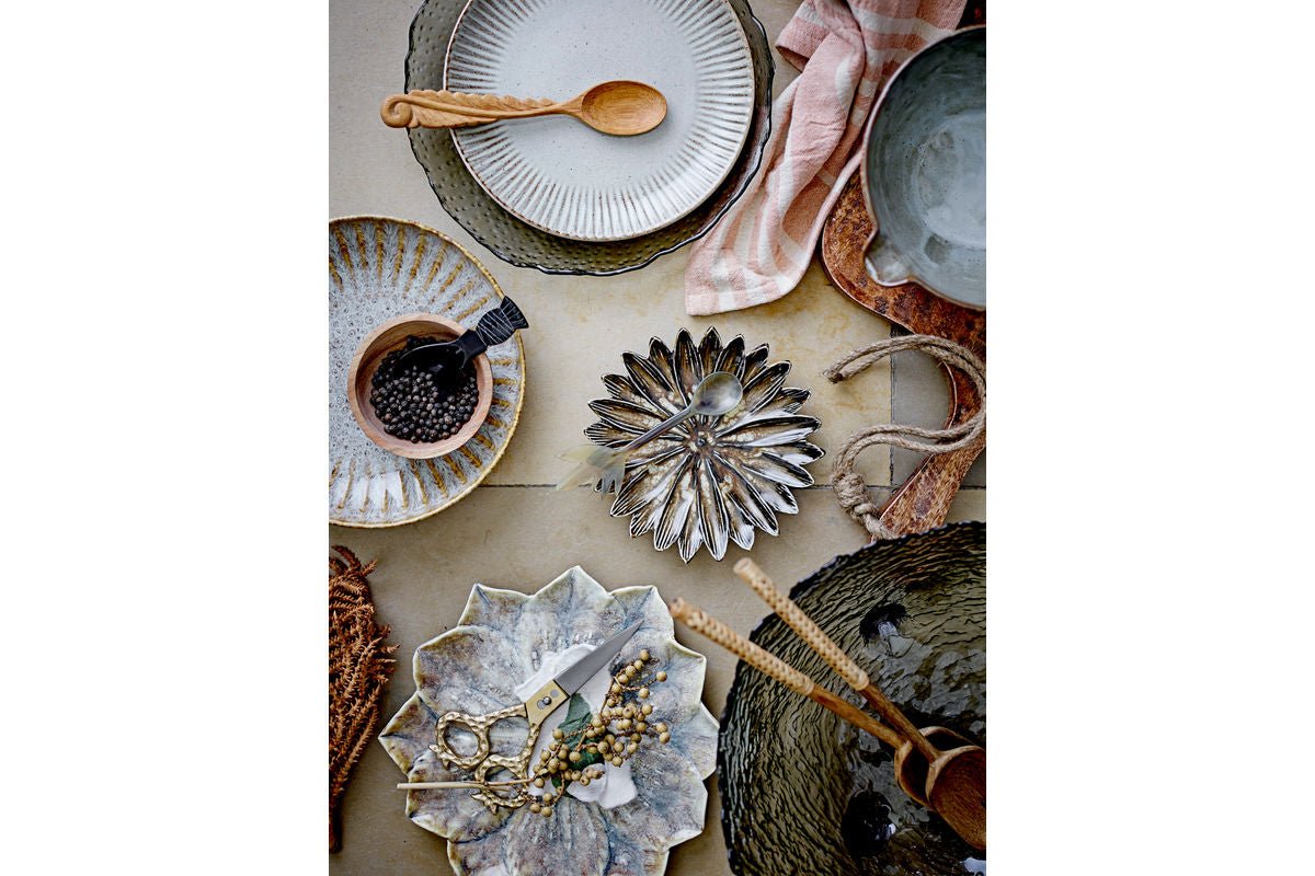 Teller Carméa – aus Steingut hiergestallt